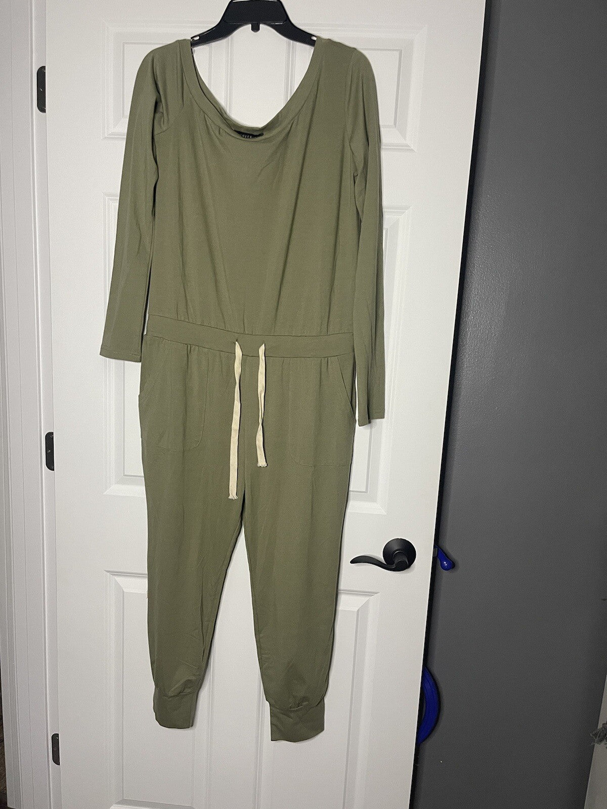 Maverick The collection jumpsuit medium green NWT