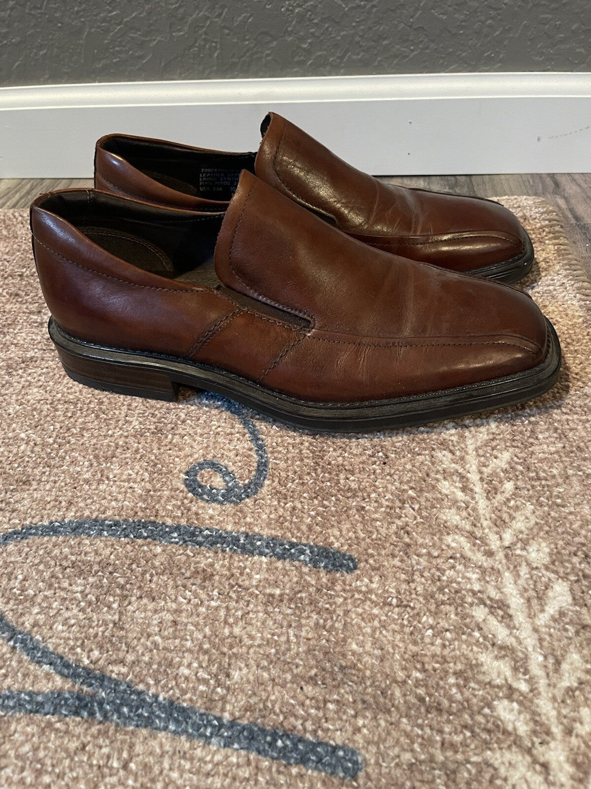 Skechers mens dress shoes size 10 brand new