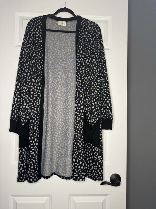 Betseys Boutique Shop Cardigan Long Xl Black W Gray Print 