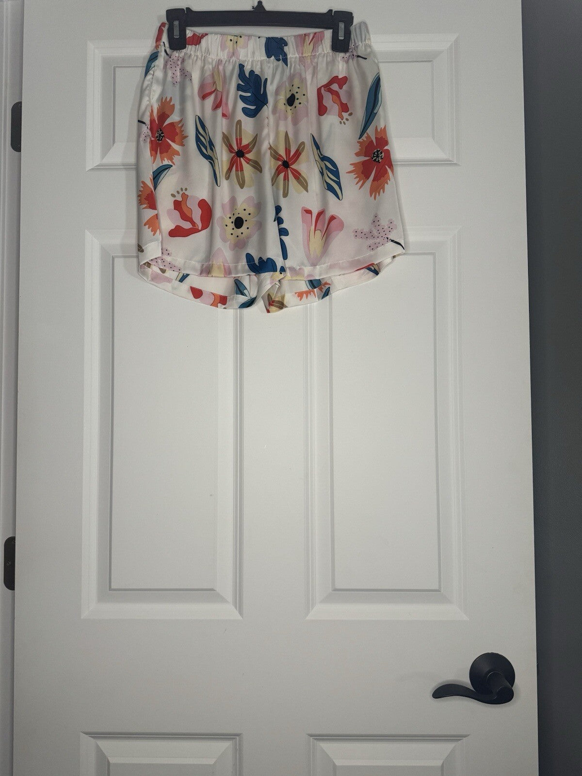 Unbranded 2 Piece Pj Set Short Sleeve Shorts Medium White W Floral Multi Nwt 42