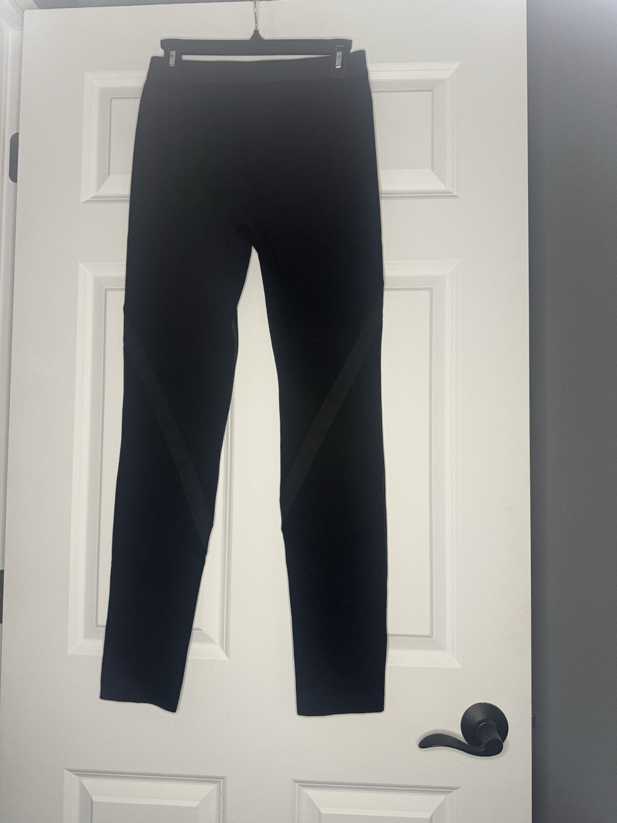 Bcbg Maxazria Leggings Small Black Shiny Front Material 
