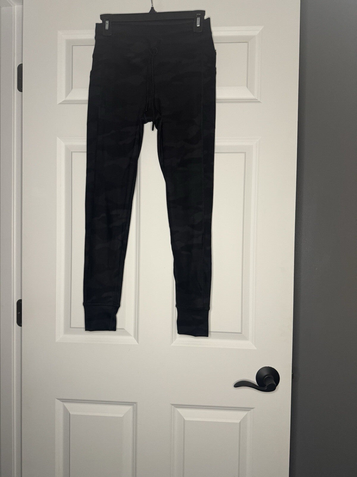 Spyder Jogger Leggings Black Gray Camo Print W Side Pockets Small 