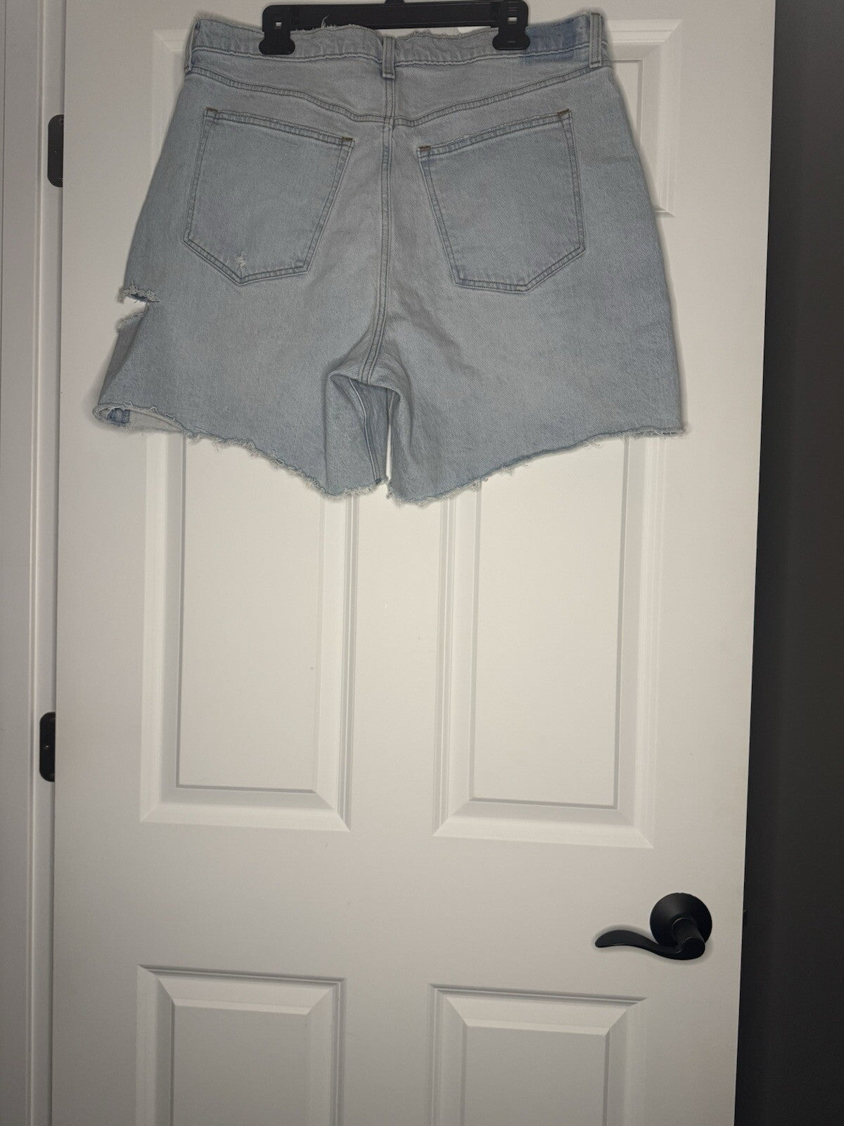 Abercrombie And Fitch The Dad High Rise Curve Love Shorts 16/33 Distressed Nwt