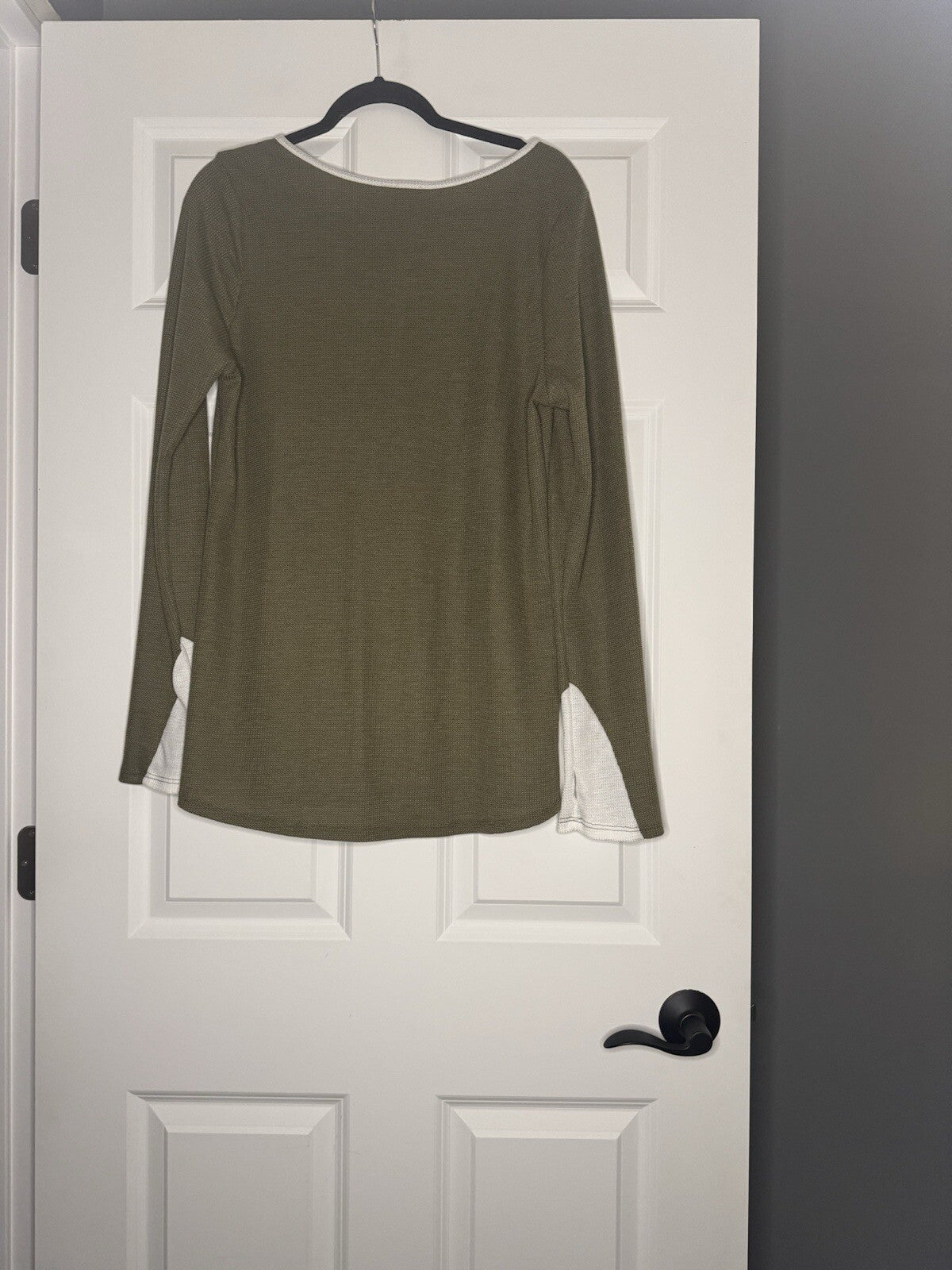 Lovely Melody Long Sleeve Bout Xl Waffle Knit Olive Green And Cream Nwt 