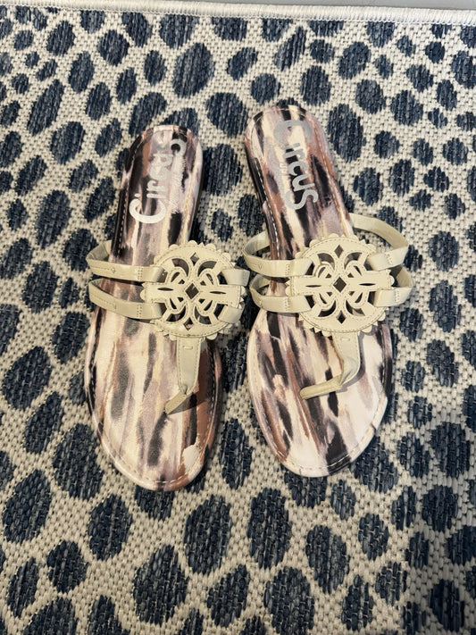 Circus By Sam Edelman Flip Flops Size 9.5 Cream W Multicolor Bottom