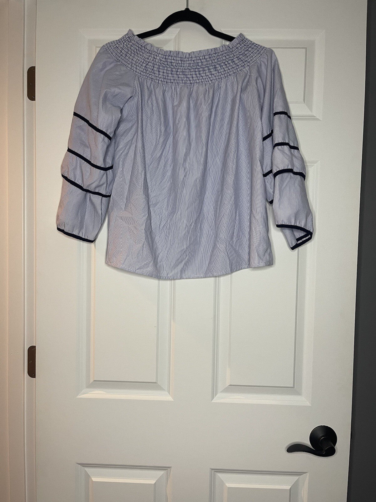 Listicle 3/4 sleeve blouse blue and white 