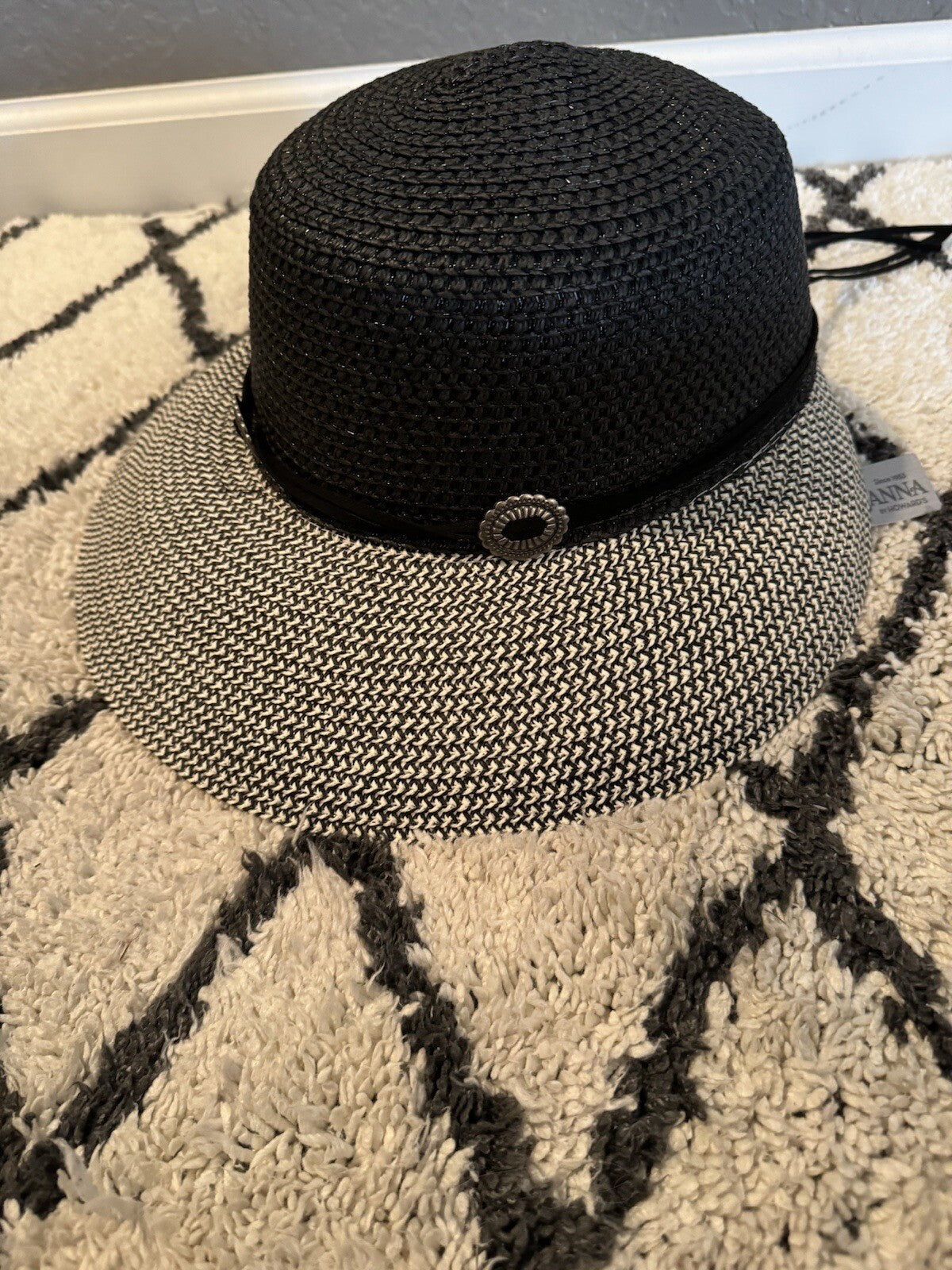 Arianna By Howard’s Beach Hat Black White Woven Band Needs Glued Down Nwt 