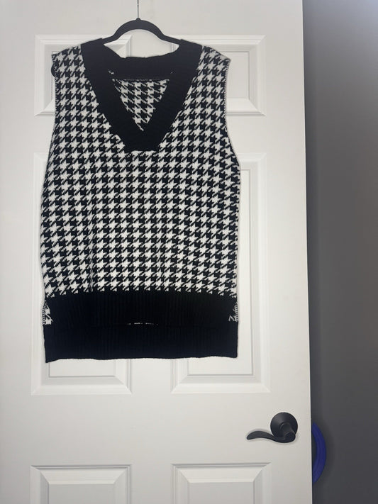 Unbranded Sleeveless Sweater Small Black White Print