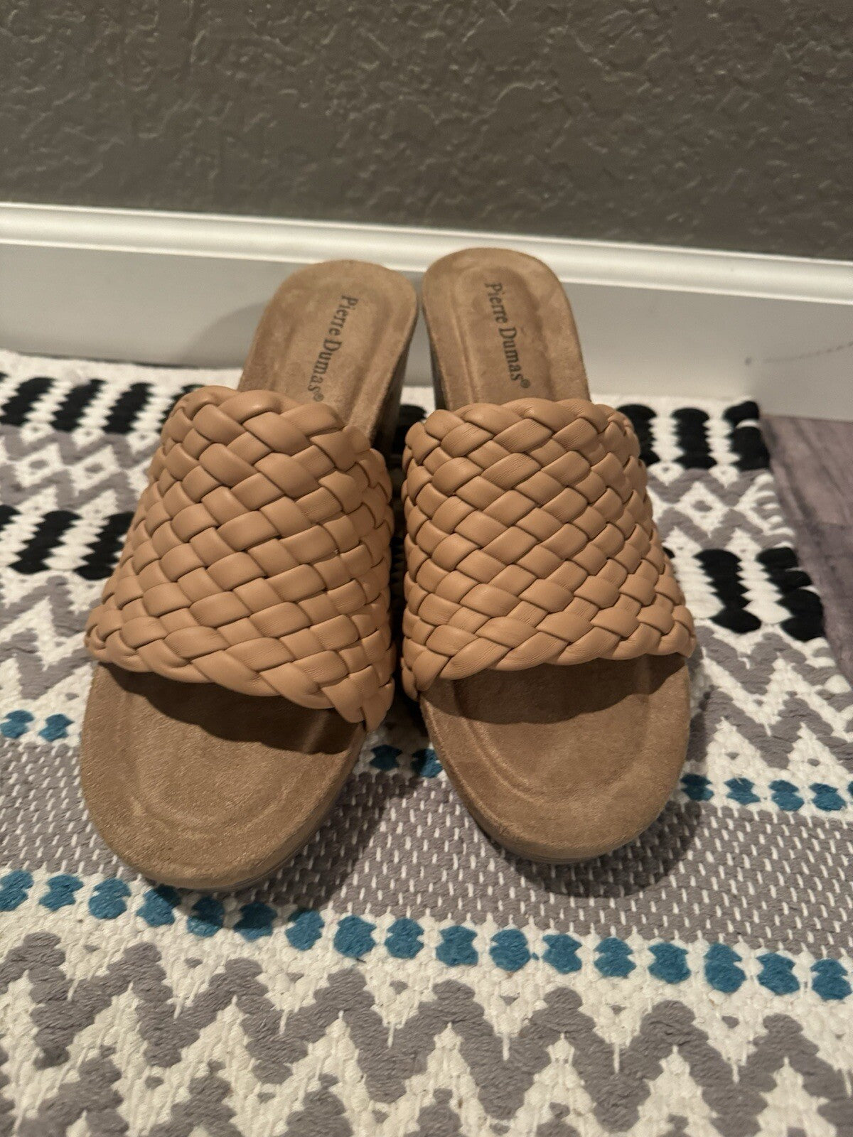 Pierre Dumas Brown Heels Size 9 Brand New 