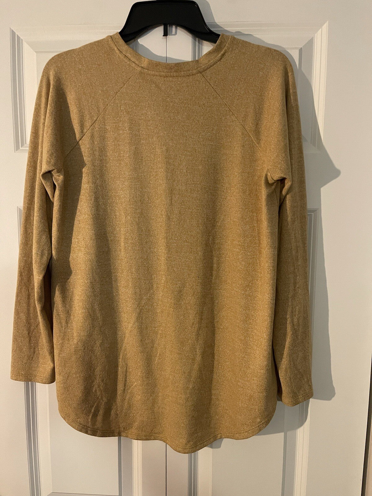 American Eagle sweater lightweight Mustard Small