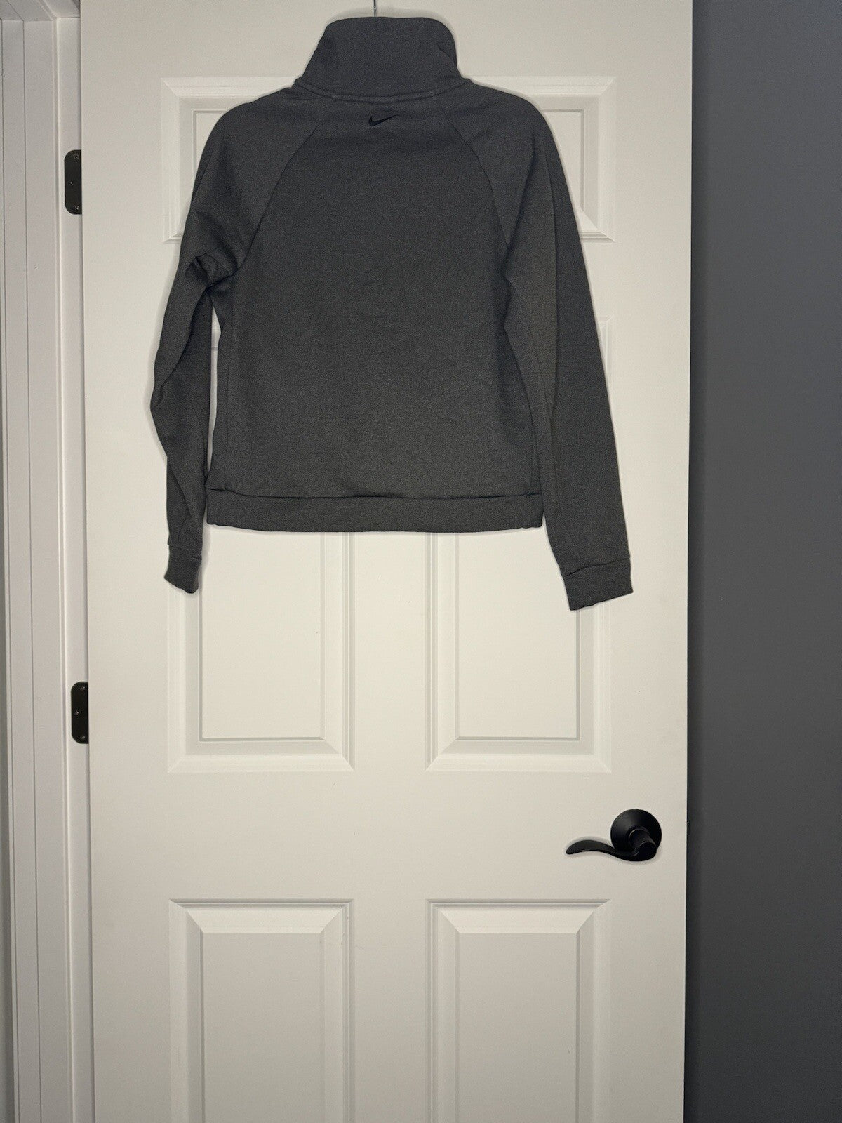 Nike Half Zip Sweatshirt Xs Gray Black White Logo In Excellent Condition