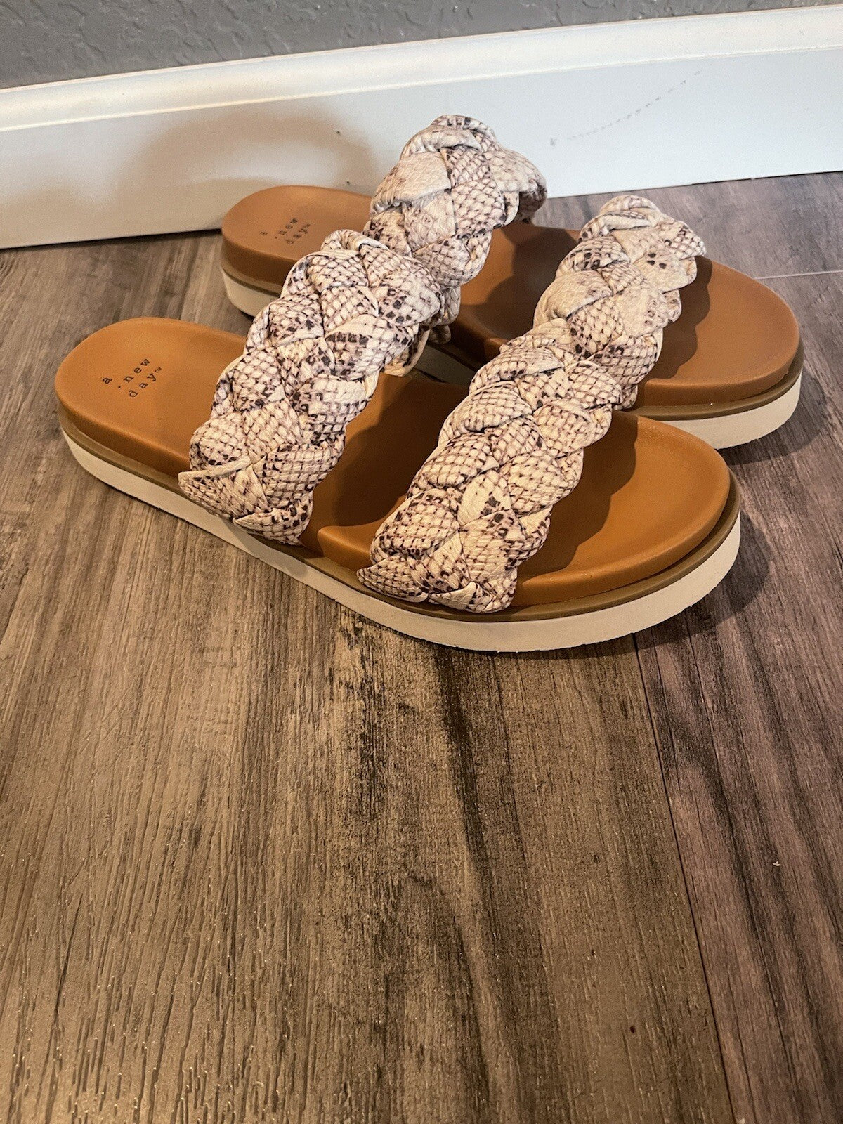 A new day size 10 strappy sandals brown and cream new without box 