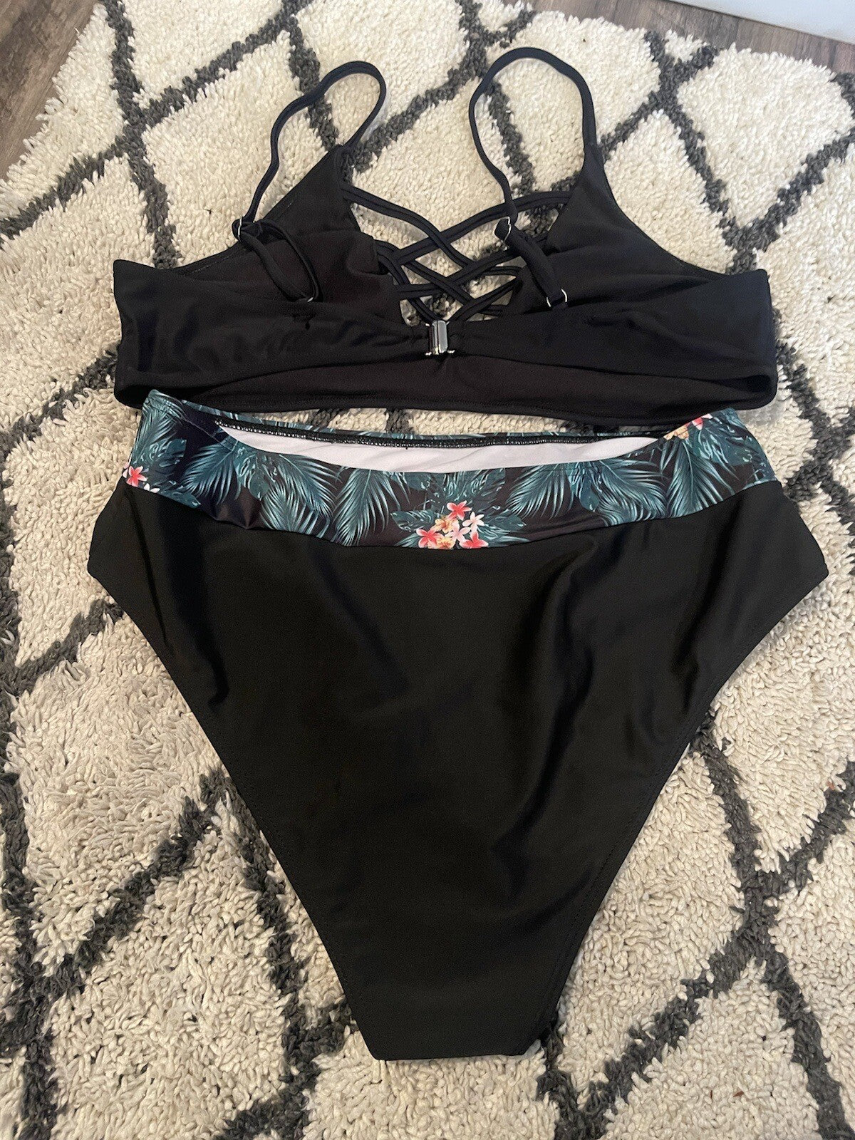 3 Piece Suit/coverup Top Xl Bottom L Coverup L