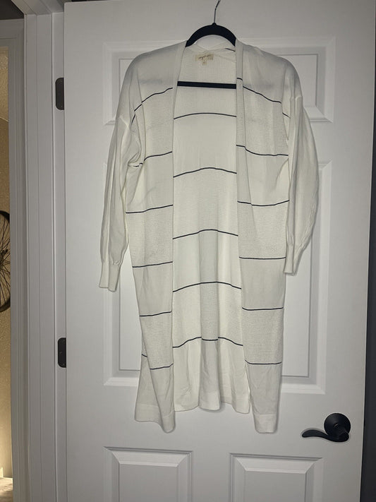 Mystree cardigan small white with black stripe 