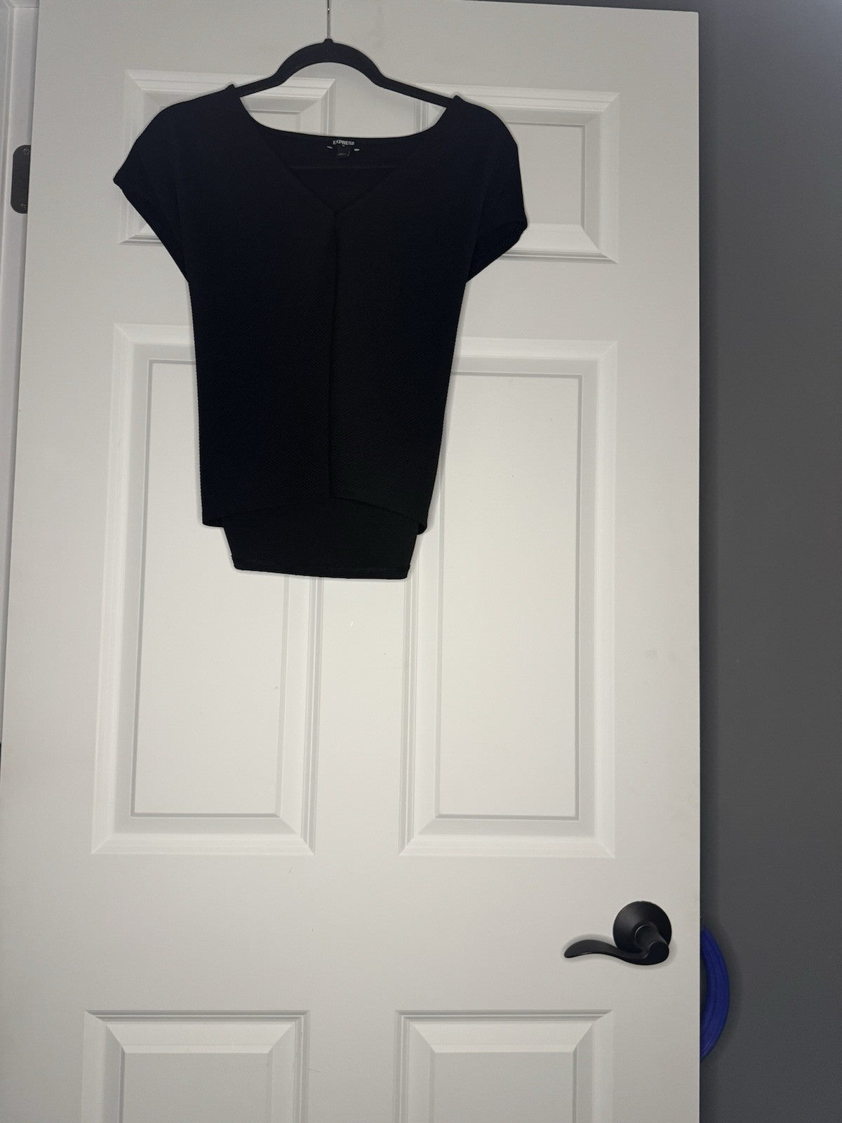 Express Short Sleeve Top W Attached Belt XS Black Rubbed 