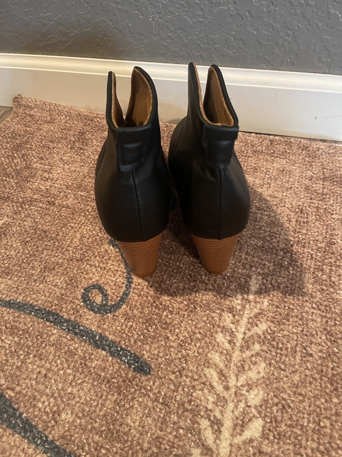 unbranded booties size 40 black brand new 