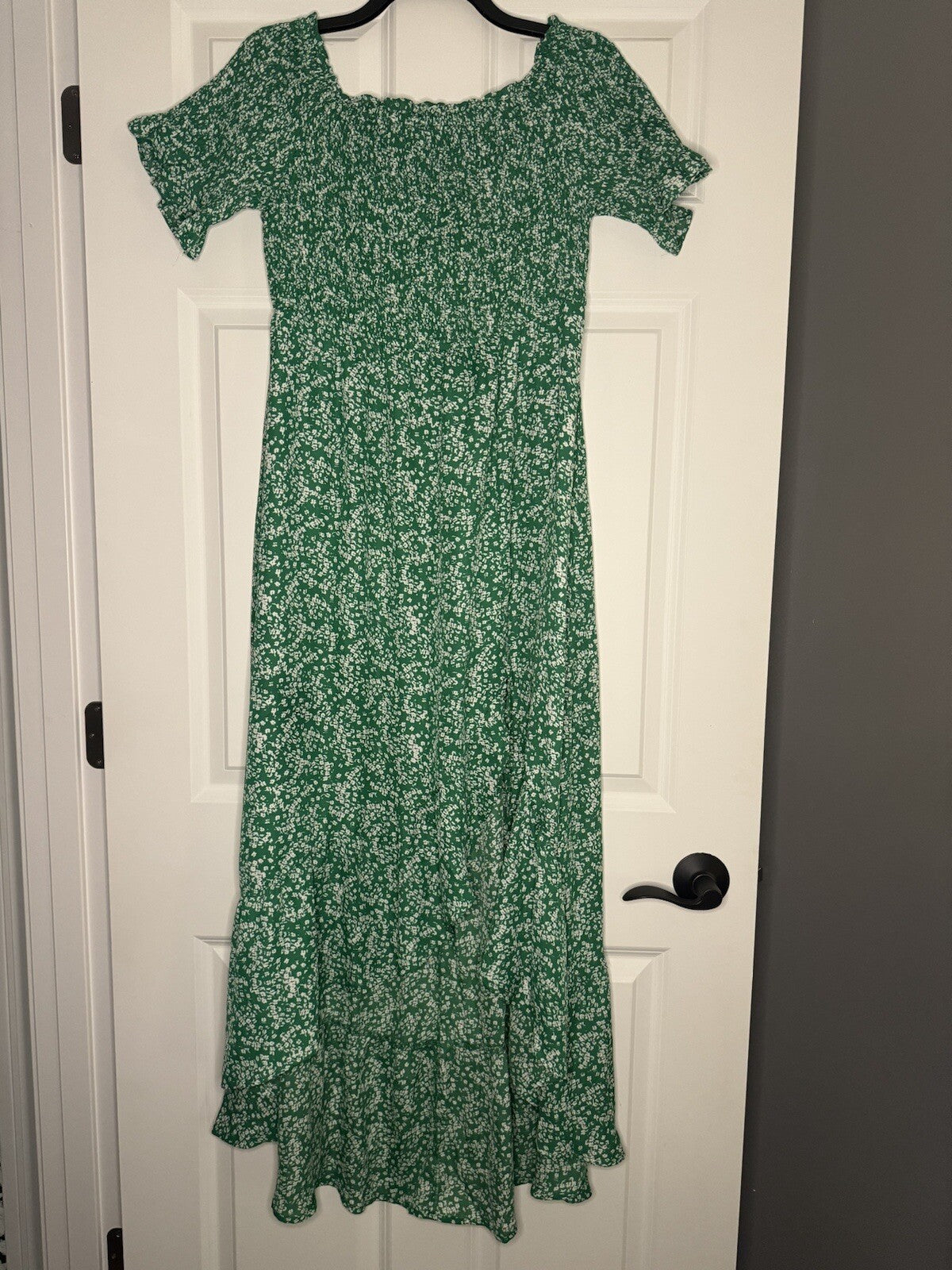 Lulus Short Sleeve Dress 1x Green With White Print Slit In Side