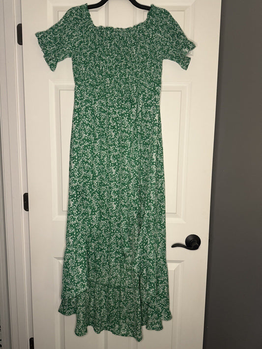 Lulus Short Sleeve Dress 1x Green With White Print Slit In Side