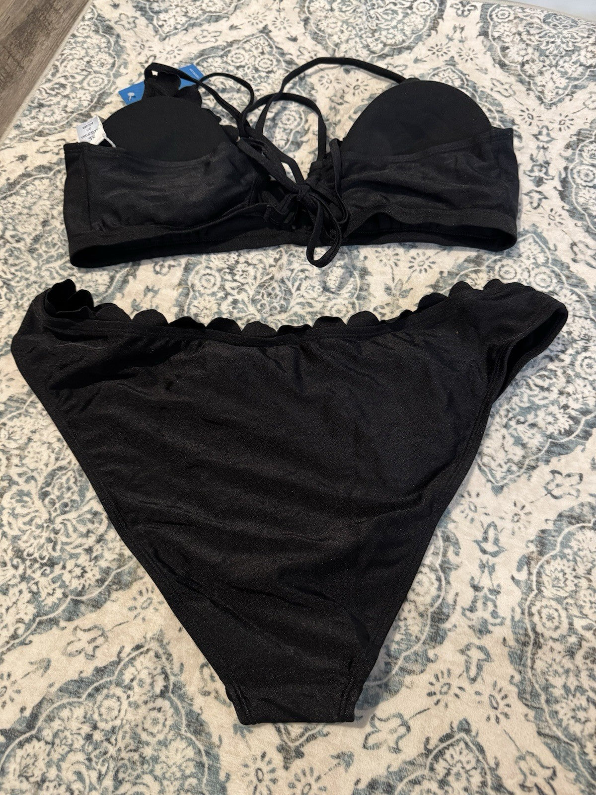 Cupshe 2 Pc Bikini Xl Black W Ruffle Trim Xl Nwt 