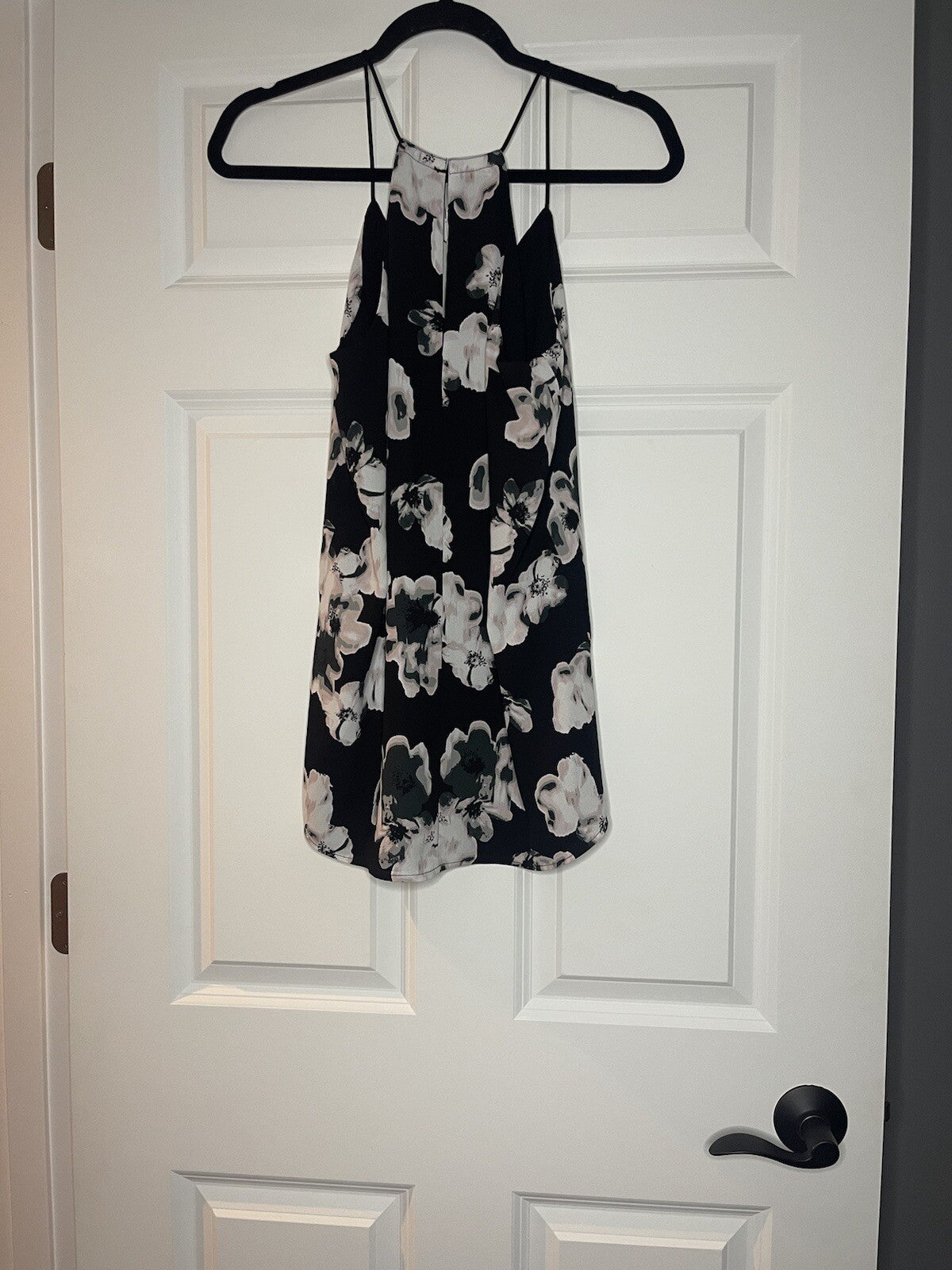 Express reversible sleeveless blouse black and multicolor w black floral 