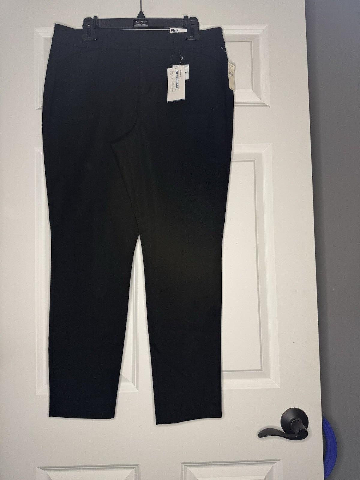 Old Navy Pixie High Rise Never Fade Slacks Size 12 Black Nwt 