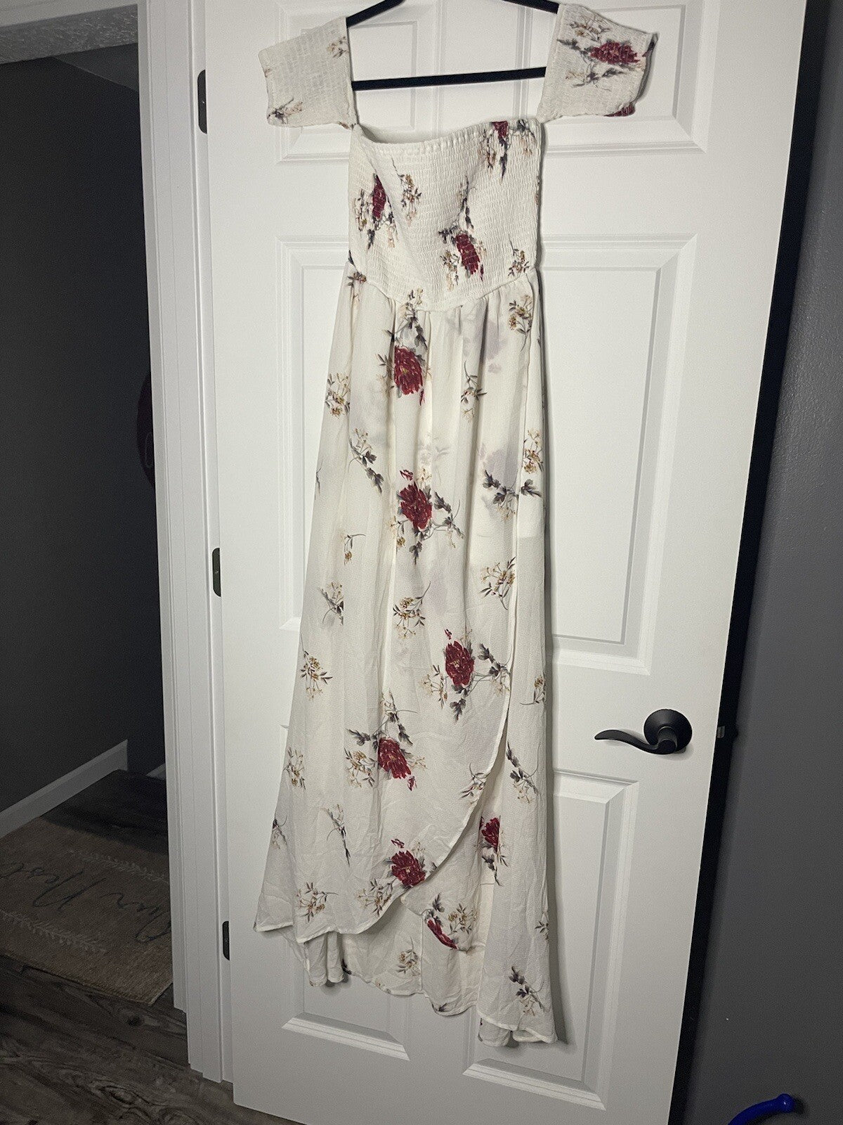 Boohoo tall dress  cream with multicolor floral size 10