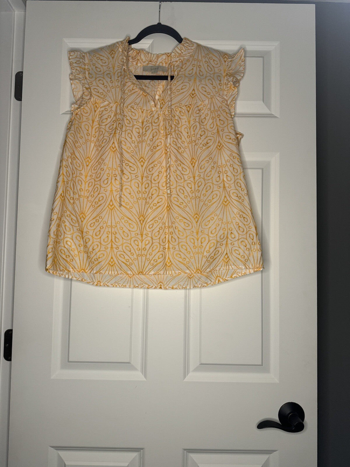 Loft Short Sleeve Blouse Large White W Orange Stitching Print 