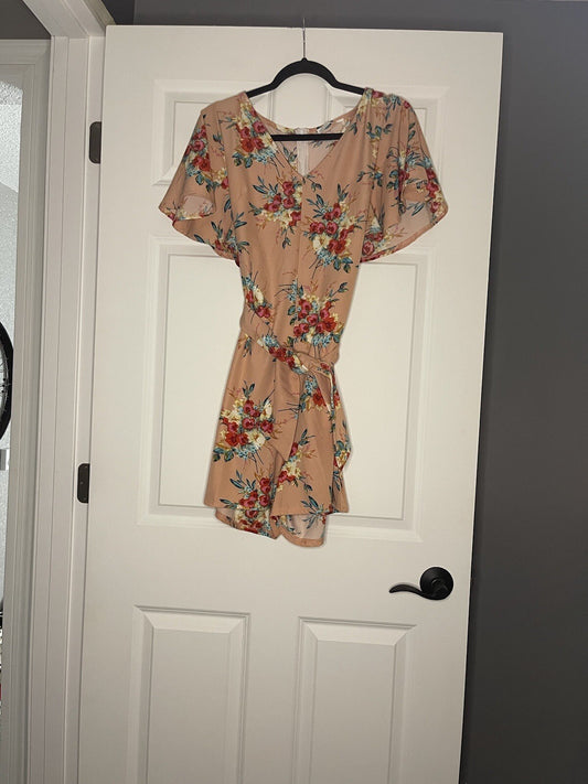 Fsl Apparel Floral Romper Large W Wrap Belt Nwt 