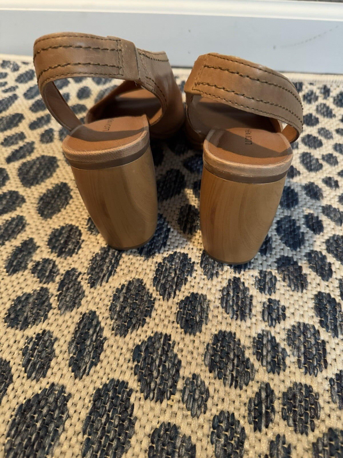 Lucky Brand Peep Toe Heels Tan Size 8 Brand New 