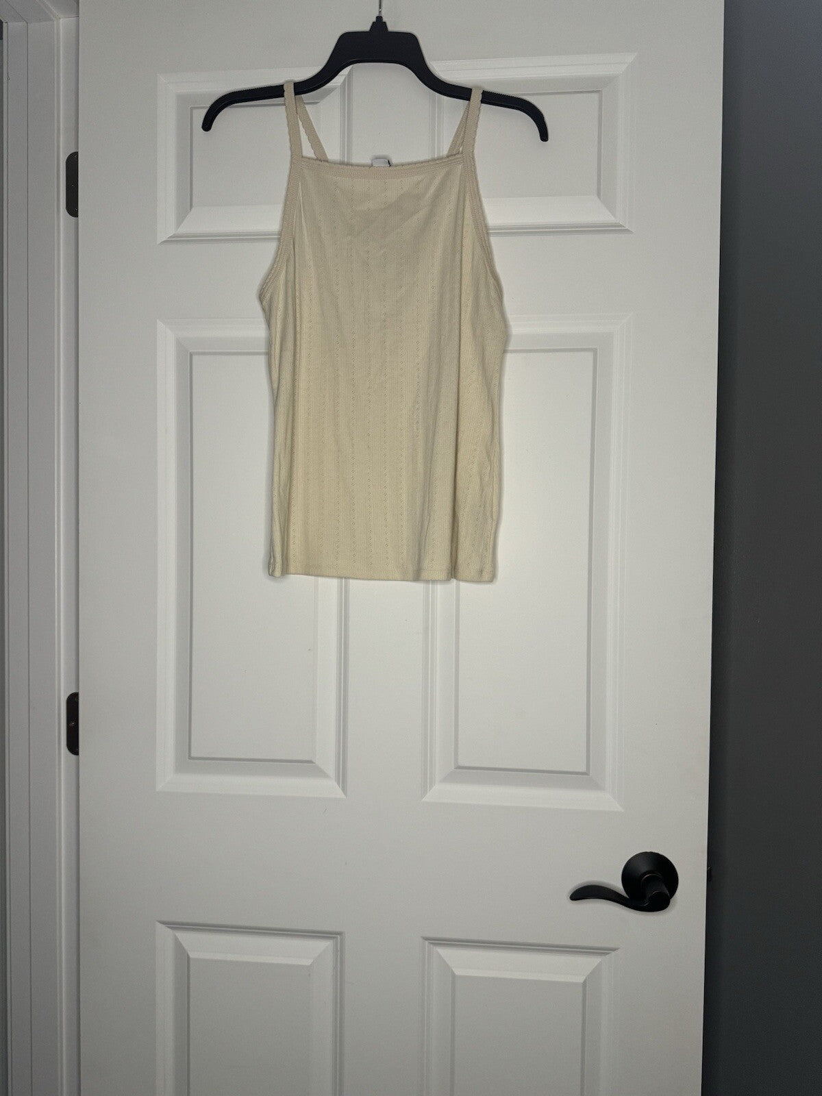 Old Navy Sleeveless Blouse Cream Ribbed With Multi Cut Out Large Nwt 