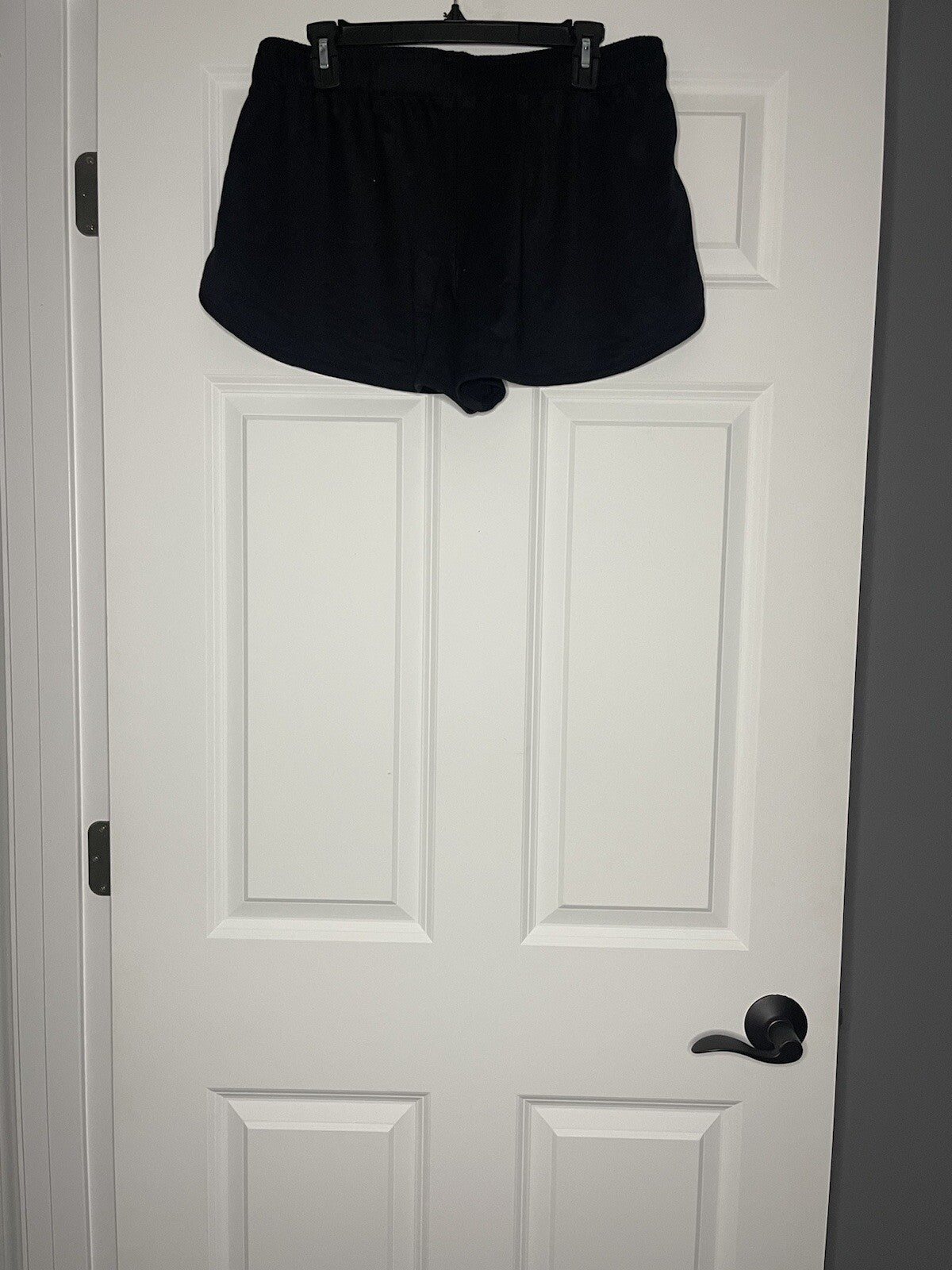 Under armour heat gear active shorts black large 