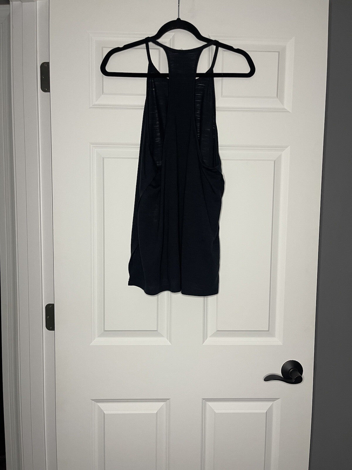 Under armour heat gear loose fit tank black medium 