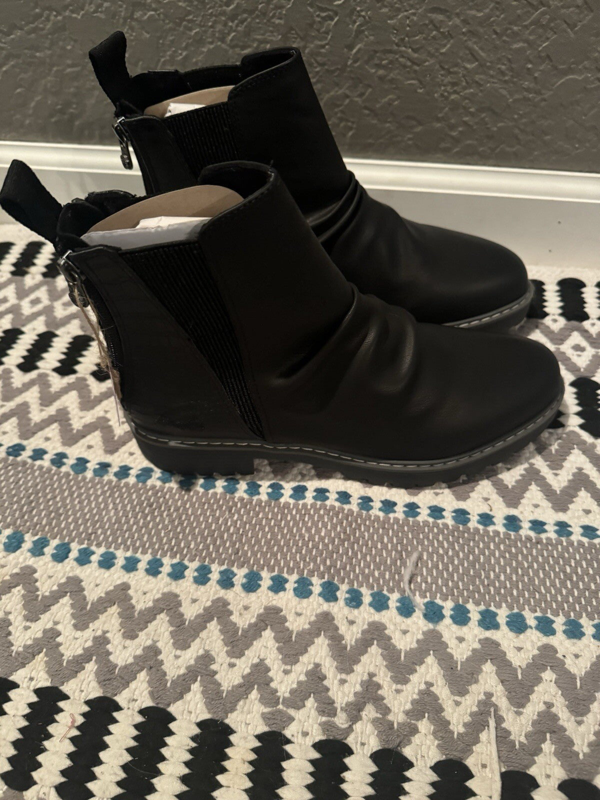 Blowfish Black Local Sheriff All Nighter Boots Alligator Back 9 New 