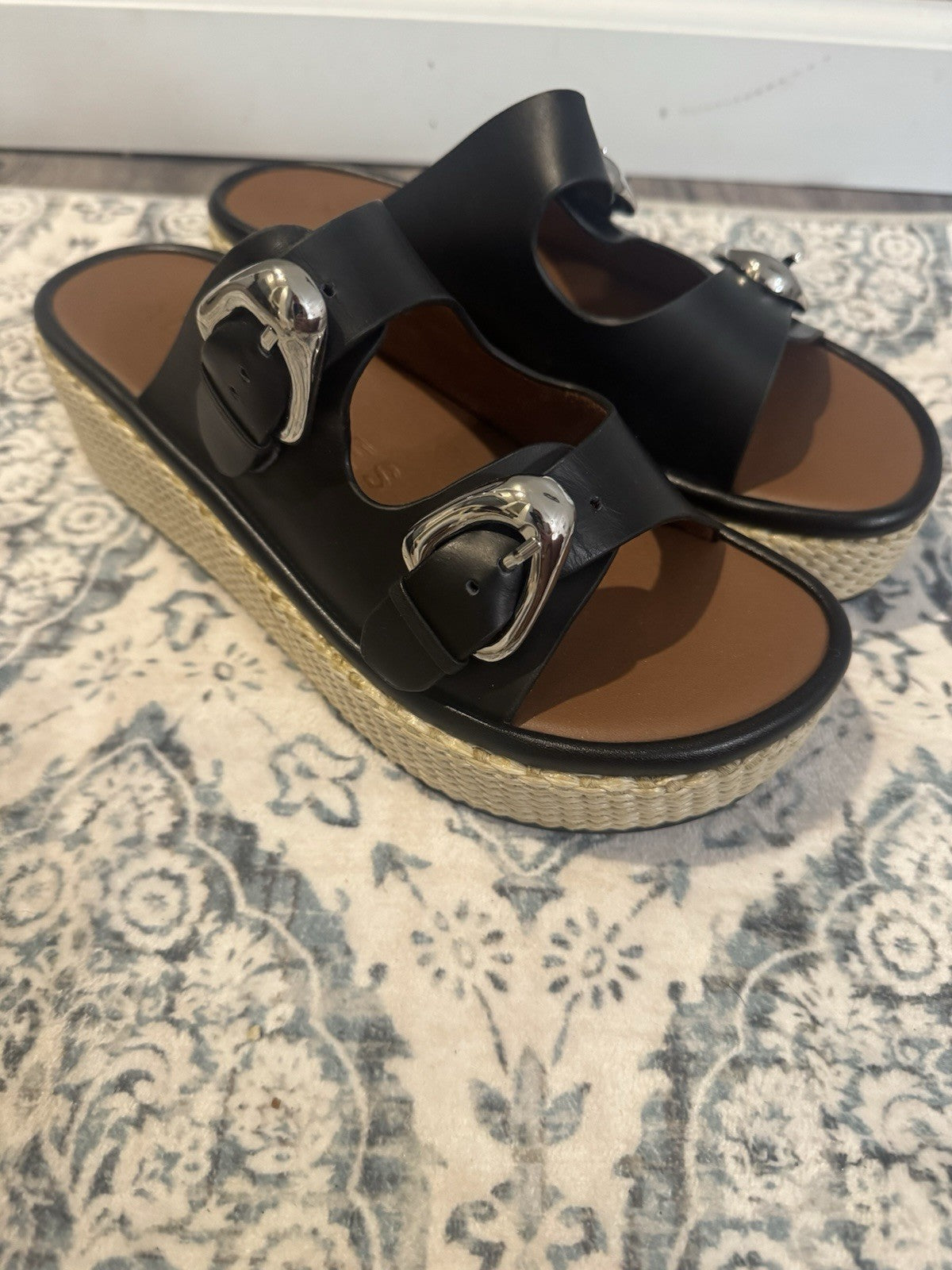 Aerosoles Sandals Slip On Black With Brown Bottom Size 8 