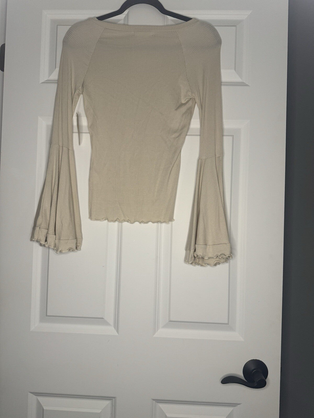 Altar’d State Beige Ribbed Flowy Sleeves Small Nwt 59.95