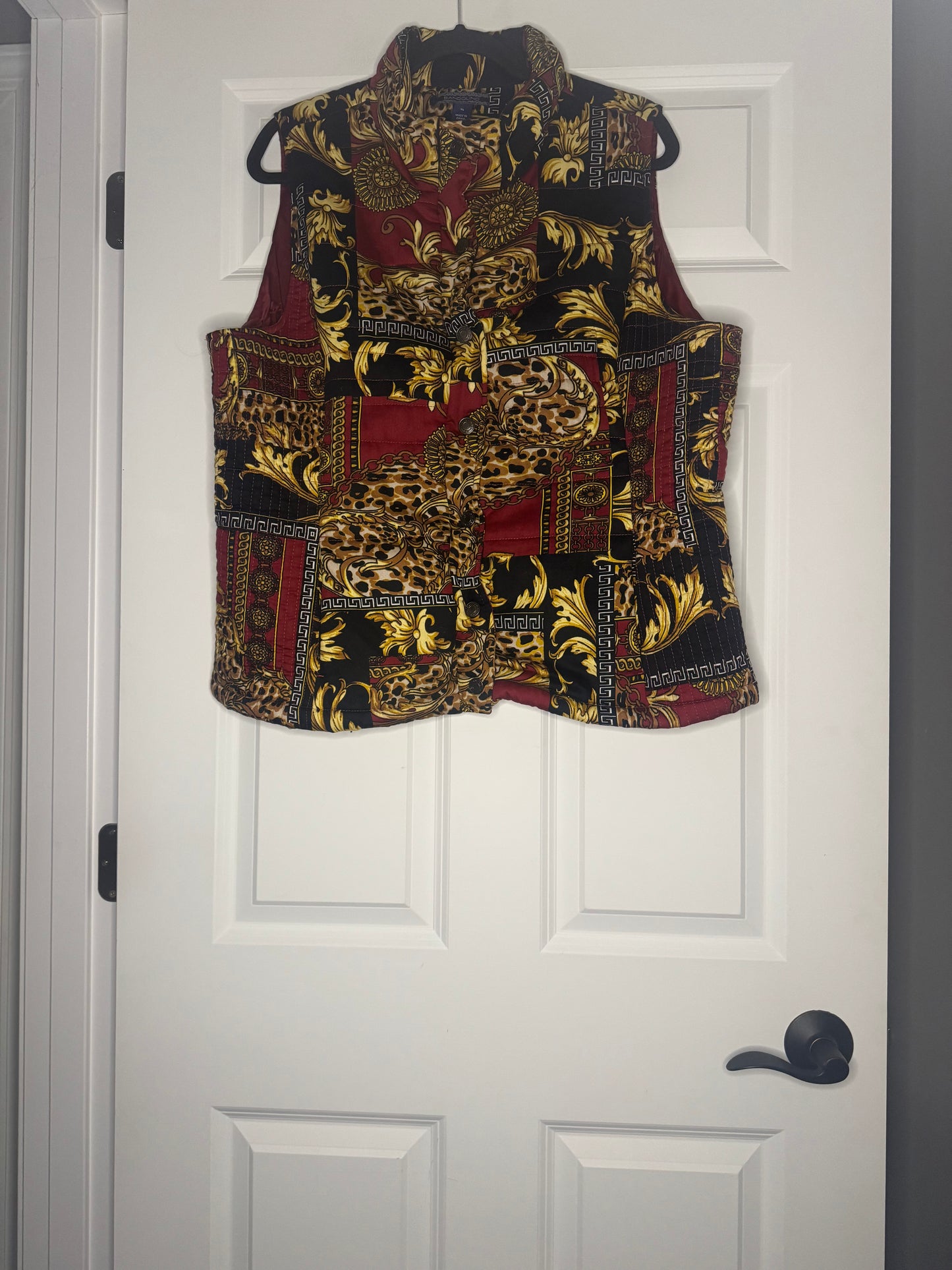 Bandolino Cotton quilted vest xl colorful snap front w animal print