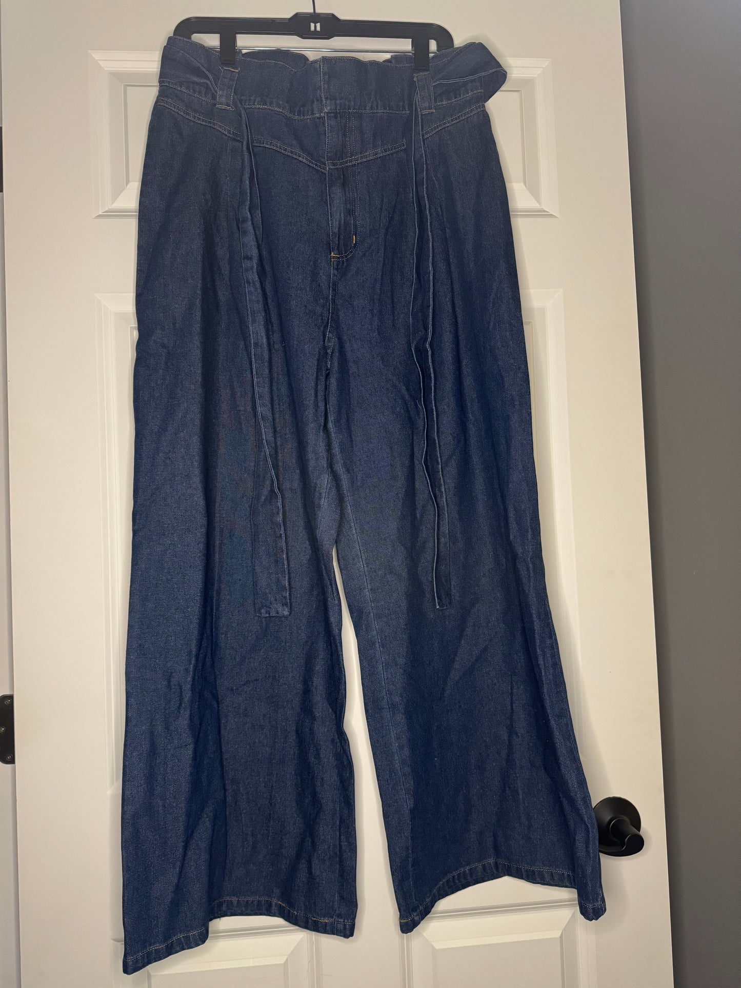 Cupshe wide leg jeans w belt xl nwt