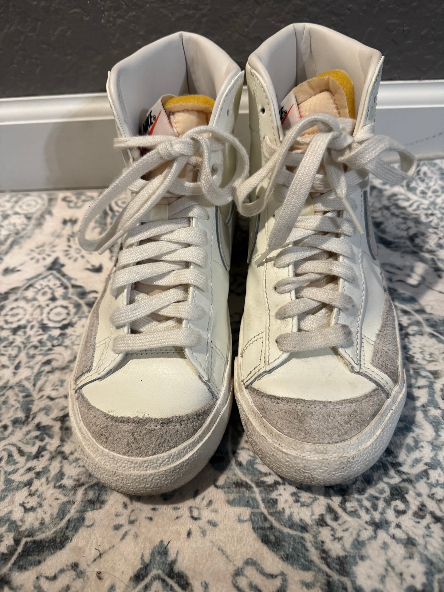 Nike high top womens sneakers size 7 white gray