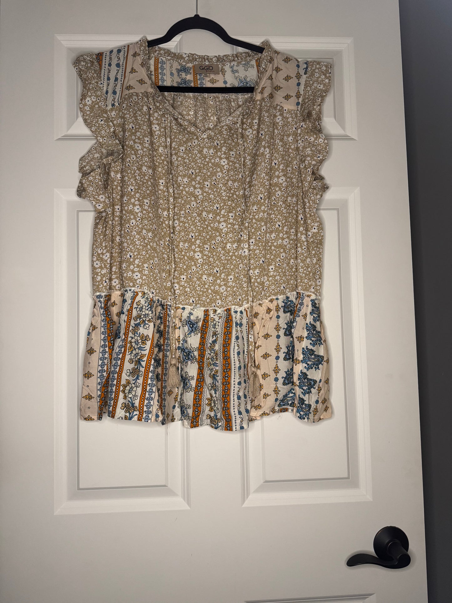 Gigio plus short sleeve blouse 1xl tan cream blue orange multi print