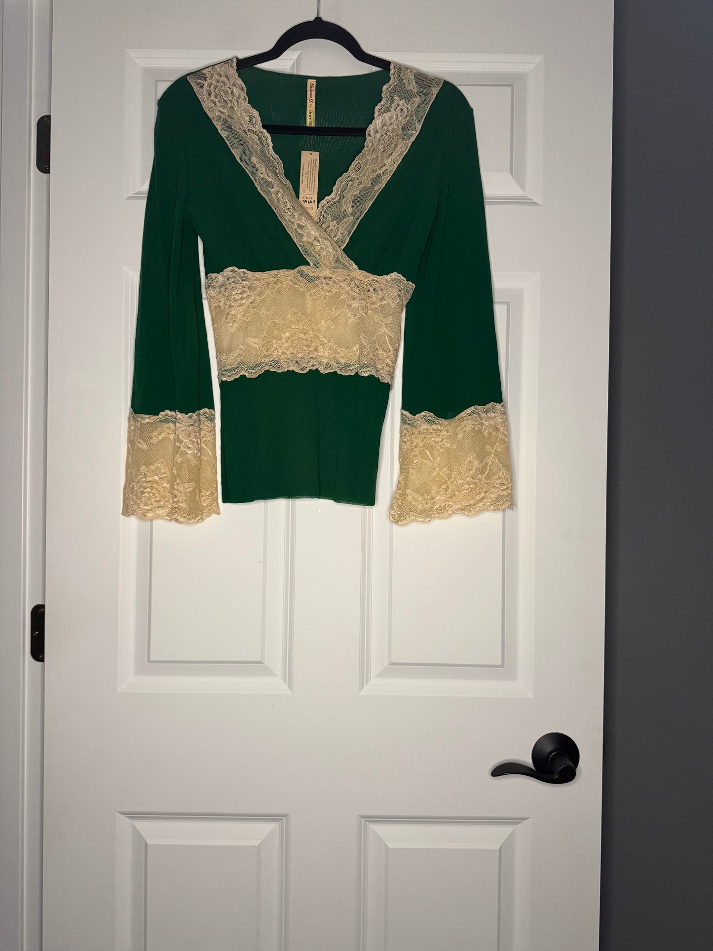 Petit pois Viviana g long sleeve lace blouse small green cream nwt