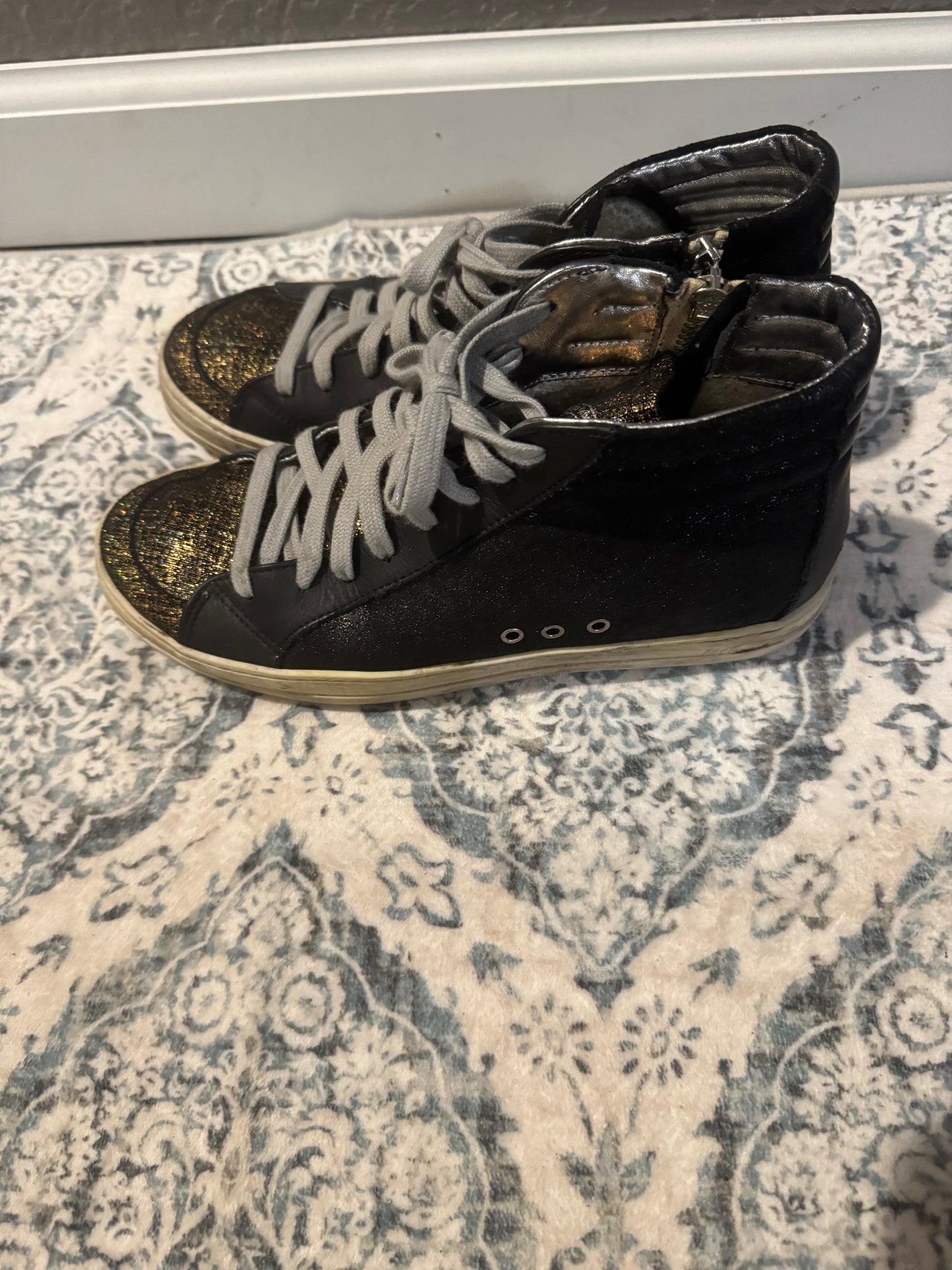 P448 high top sneakers size 37 black gold sparkle