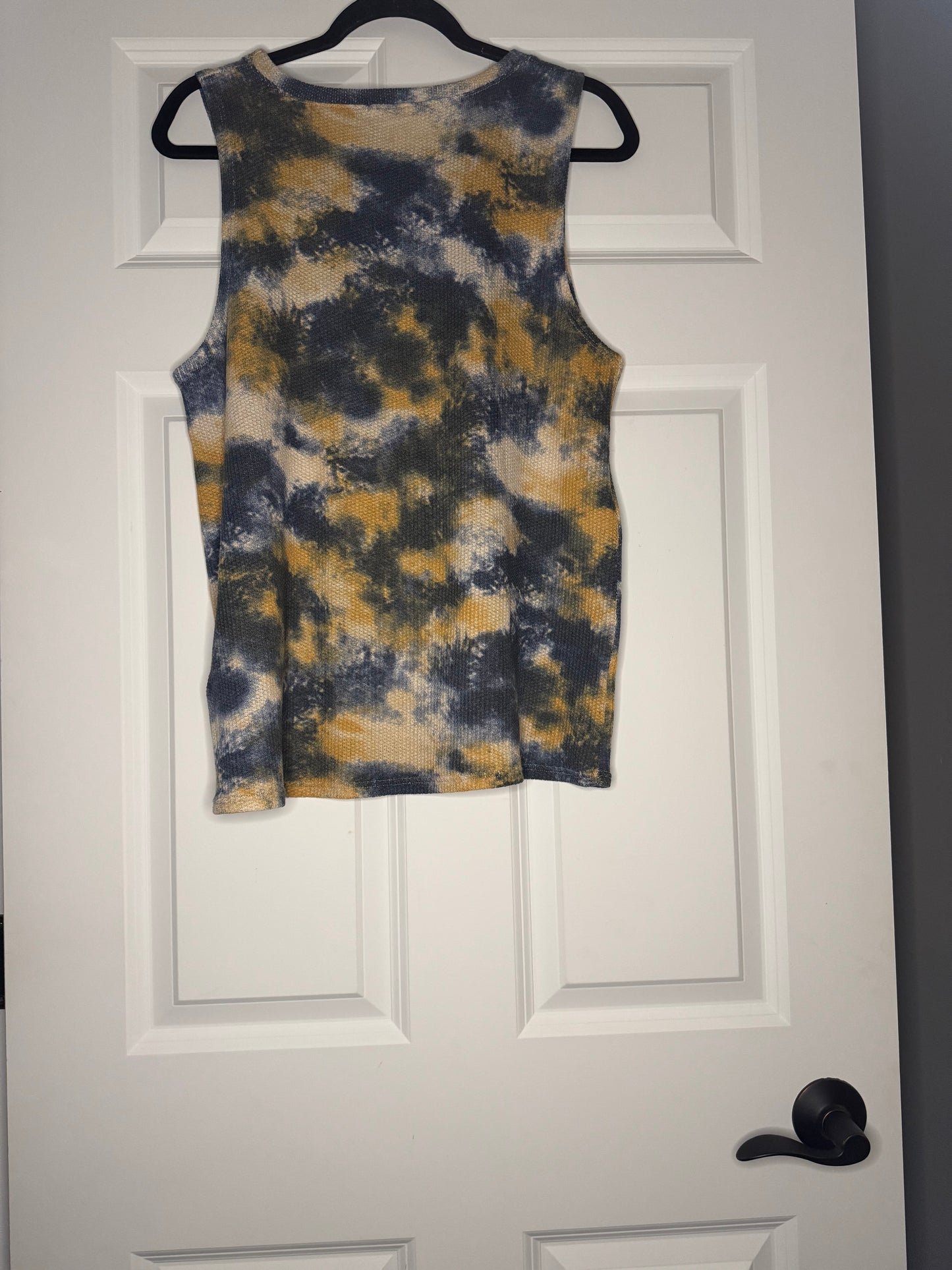 Heyday sleeveless top large orange beige blueish gray tie dye