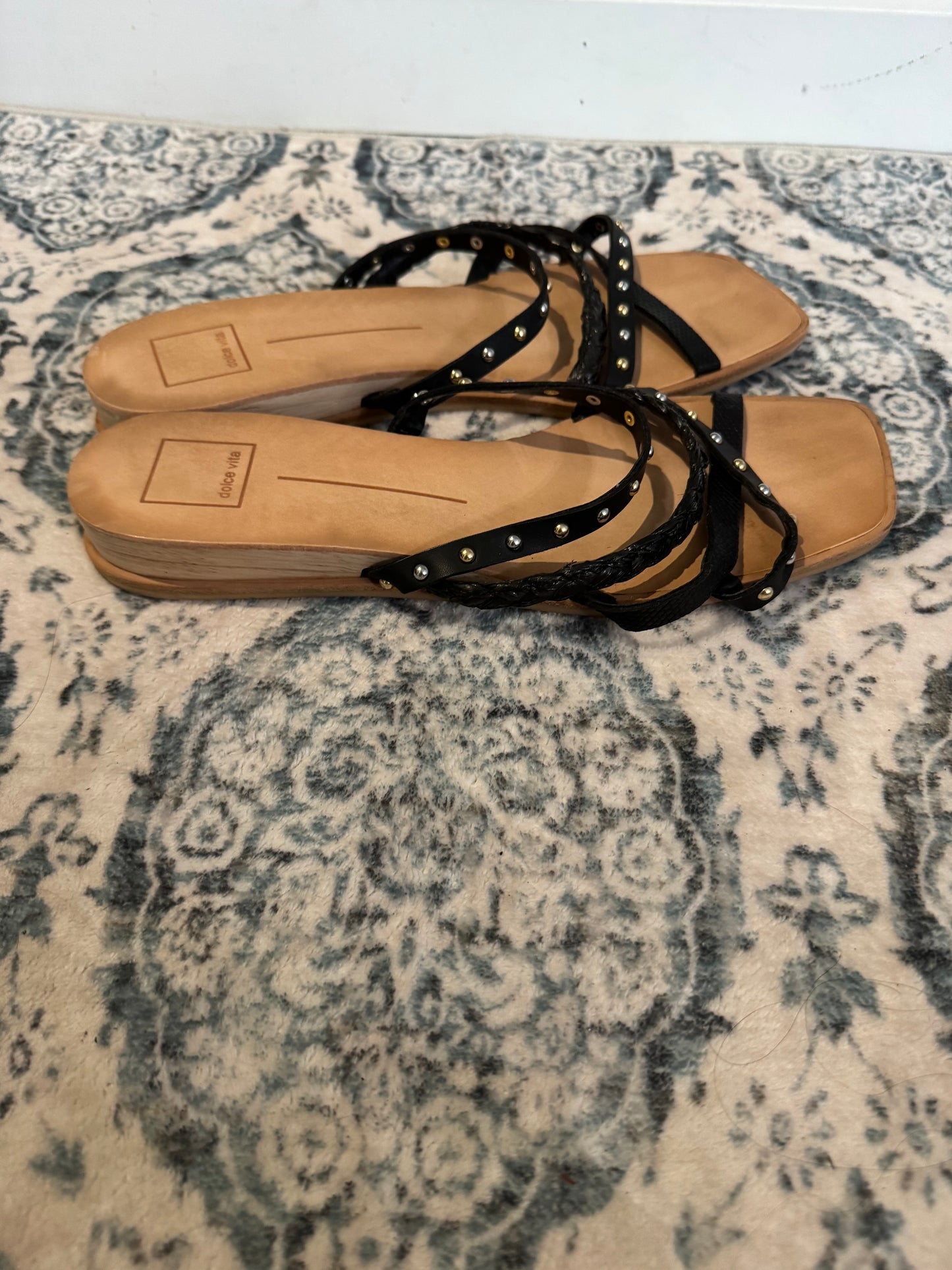 Dolce vita strappy sandals slip on black beaded straps size 10