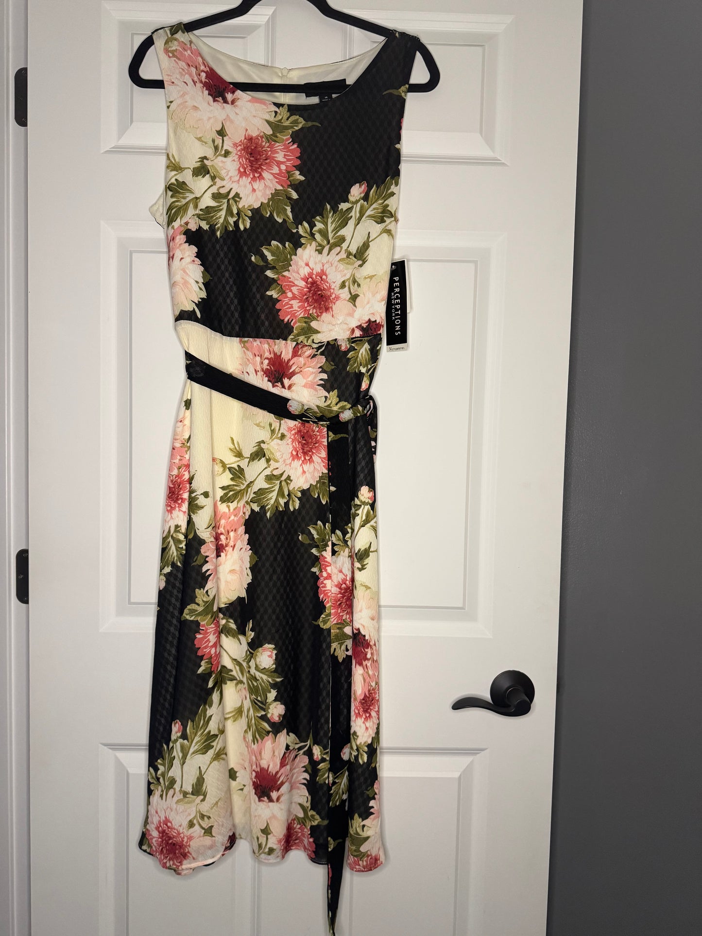 Perceptions New York sleeveless dress w belt size 14 cream black w pink green floral nwt $74