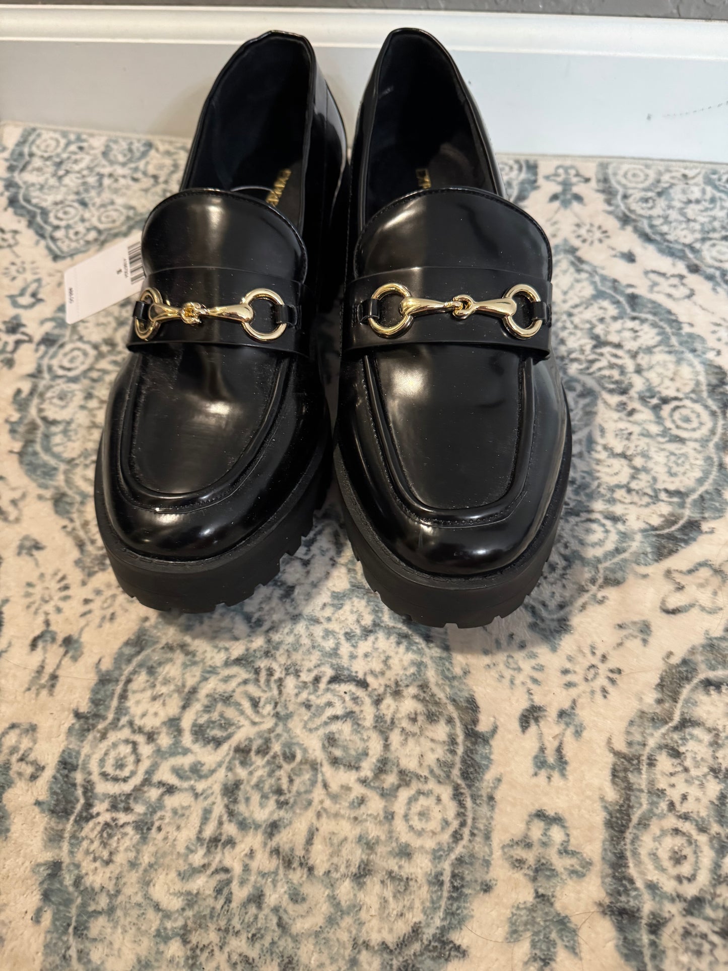 Express shoes w heel size 10 black w silver buckles nwt $88