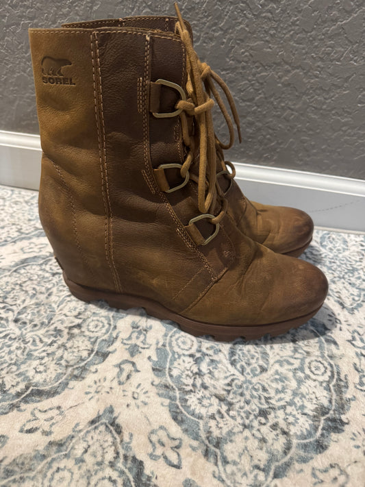 Sorel dark brown boots suede 9.5