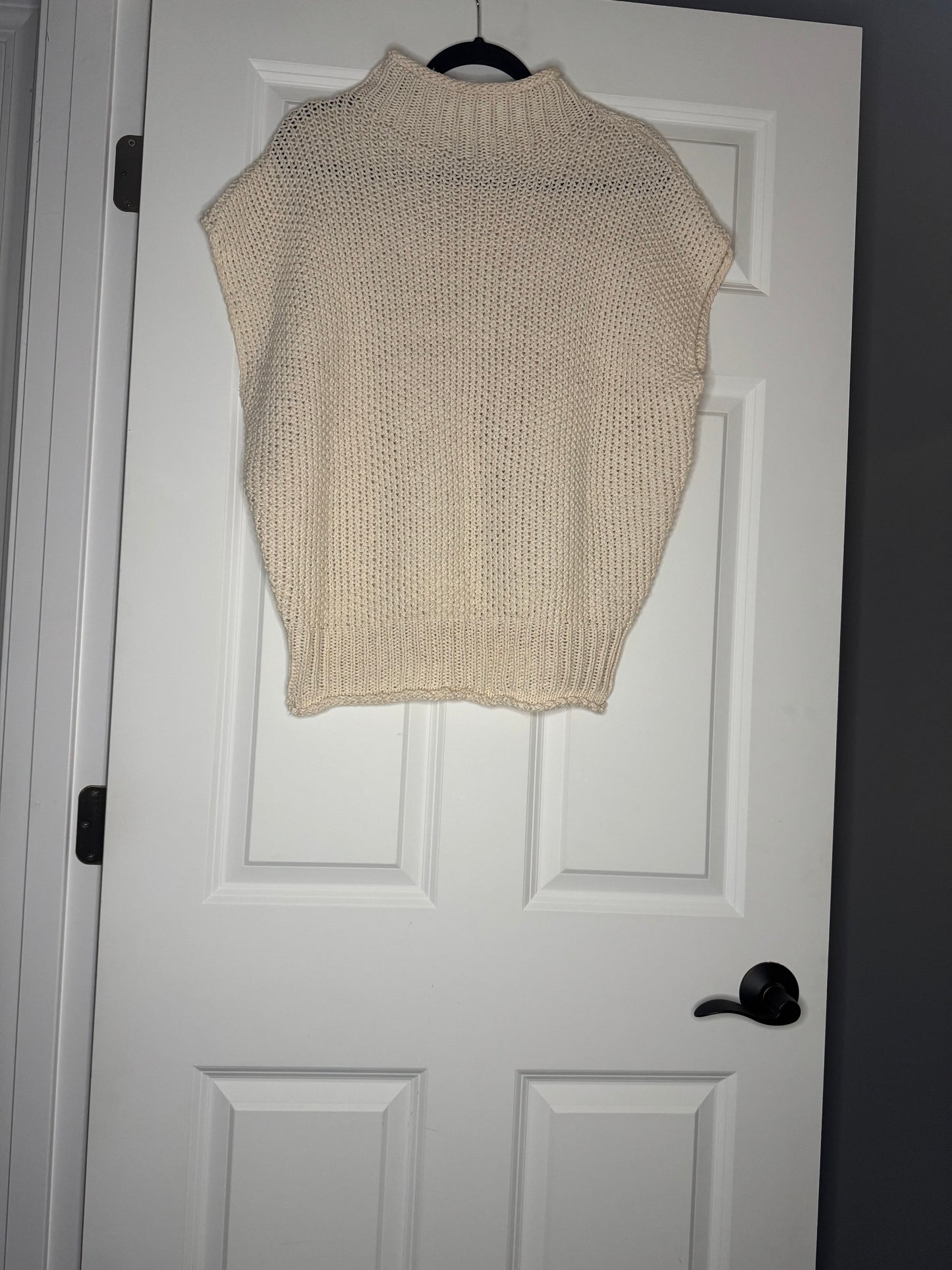 She sky short sleeve sweater ivory large