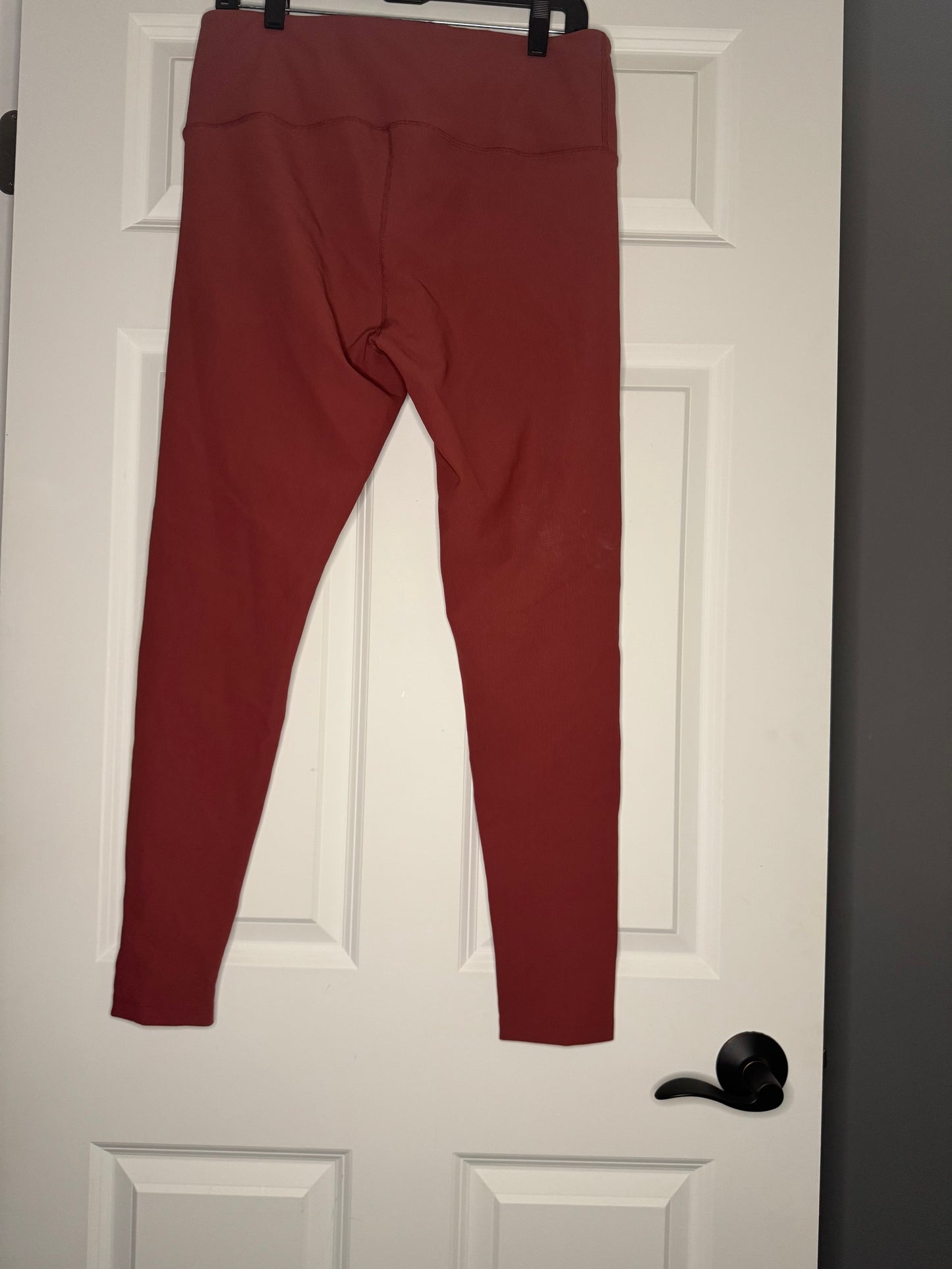 Zella 2 piece activewear set top large bottoms xl rust red