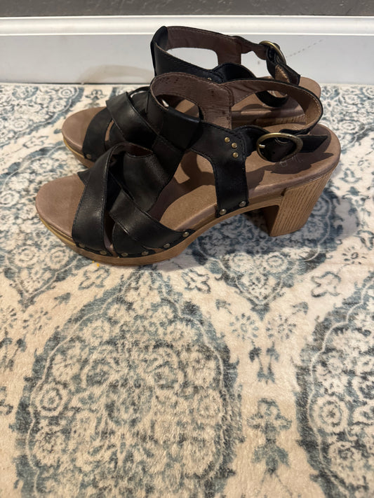 Dansko black heels size 40 strappy one small mark on front excellent condition