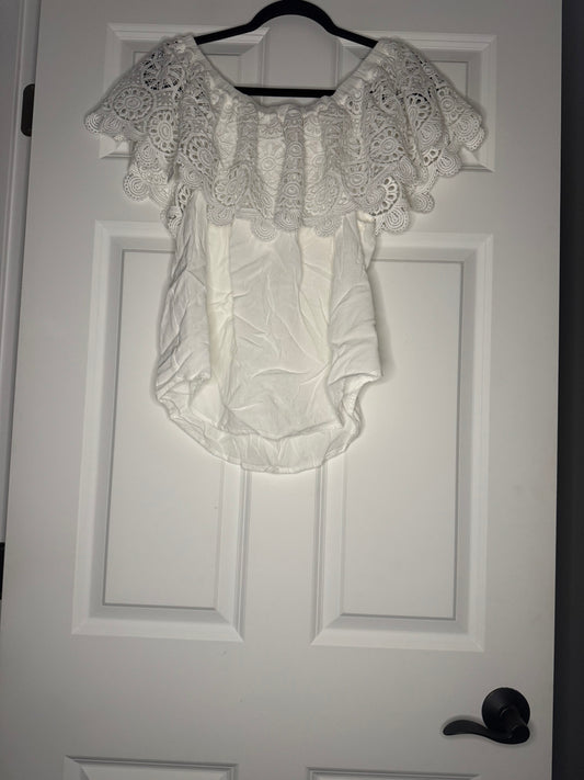 Willow and clay short sleeve off the shoulder blouse large white crochet top